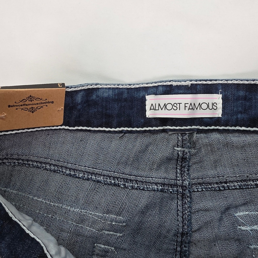 New Almost Famous Womens Dark Wash Cuffed Bermuda Denim Shorts Size 3 NWT - Picture 2 of 7